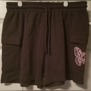 Black Shorts with Sode Pockets
